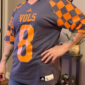 UT VOLS football Jersey.